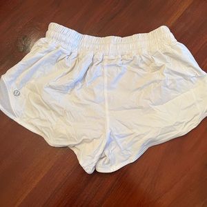 lululemon hotty hot 2.5”
